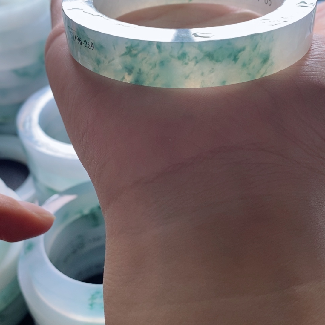 d****定制翡翠未镶嵌A货