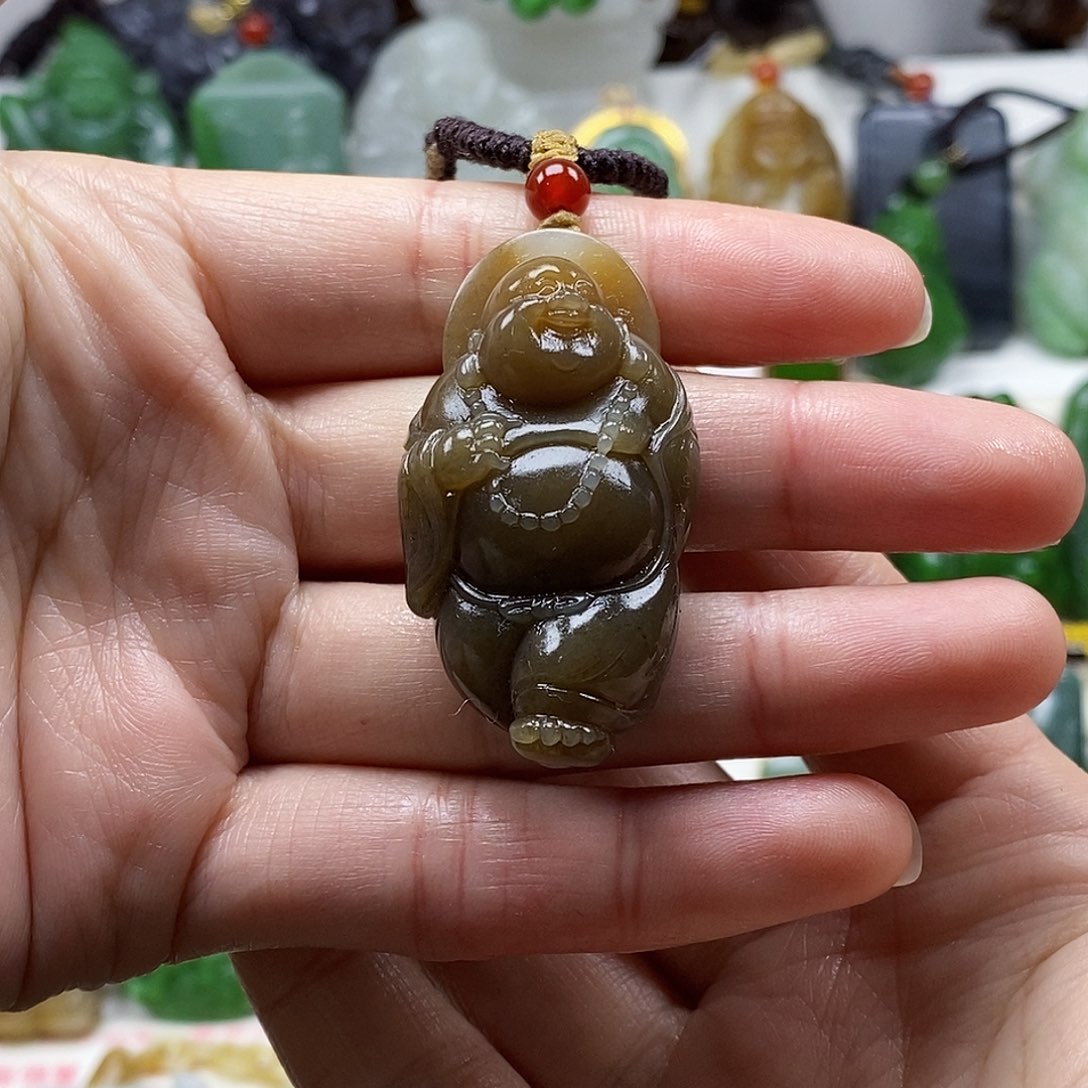 和田玉（糖玉）颈饰未镶嵌
