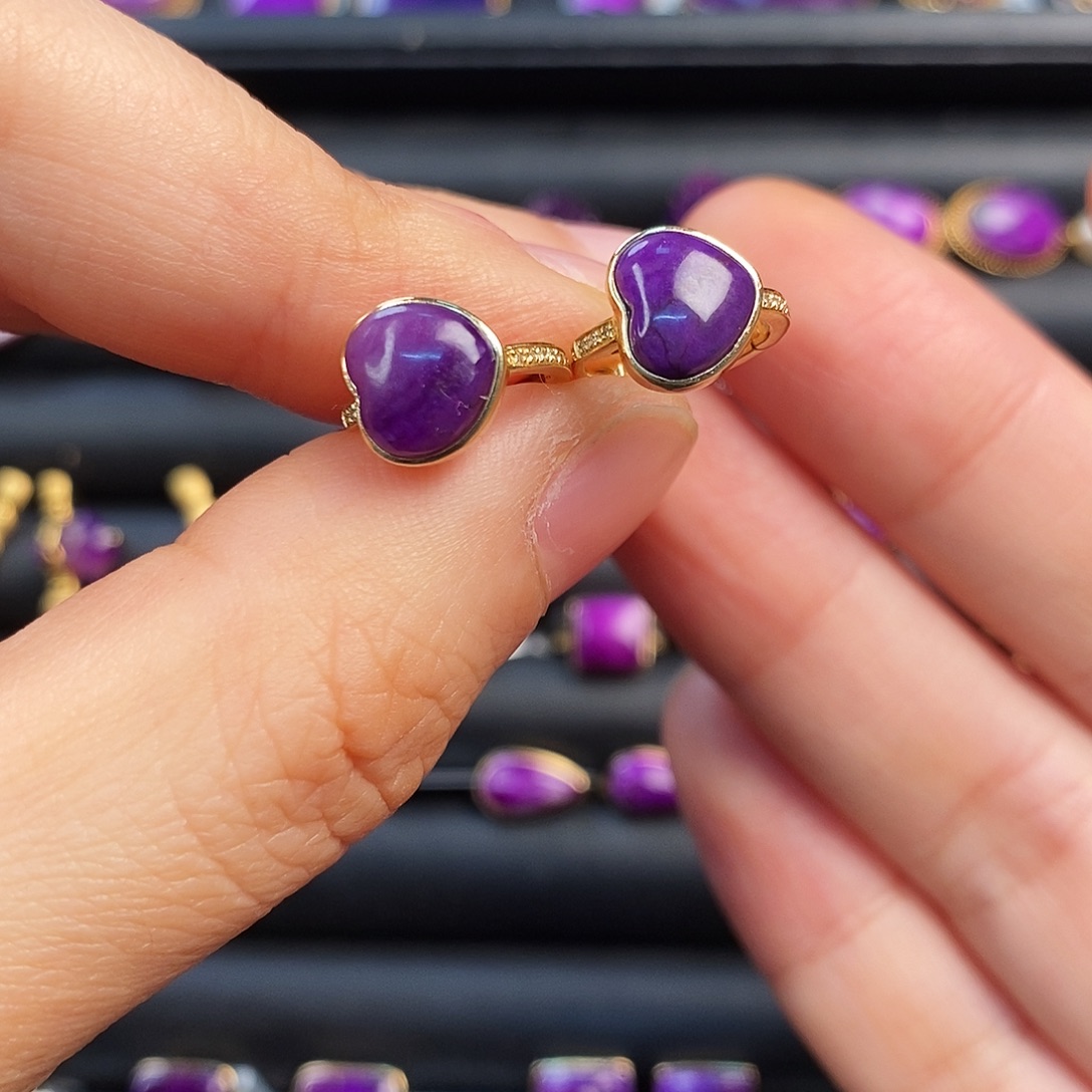 苏纪石（舒俱来）18K金镶嵌耳饰