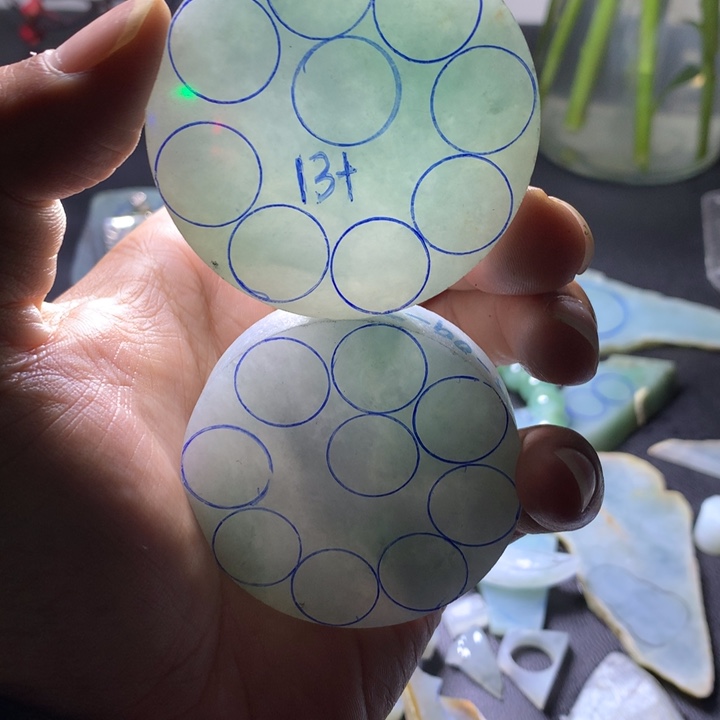 定制翡翠未镶嵌翡翠
