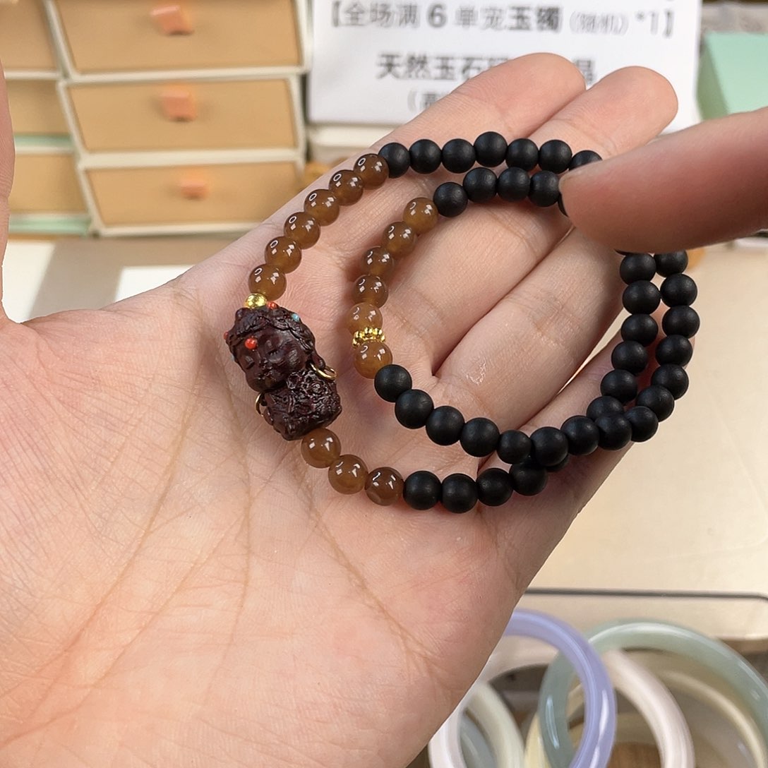 针钠钙石手饰合金