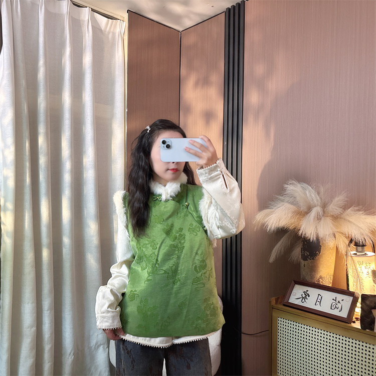 【青衫糯糯】新中式冬款兔毛章绒铜氨丝斜襟格格款马甲显瘦款