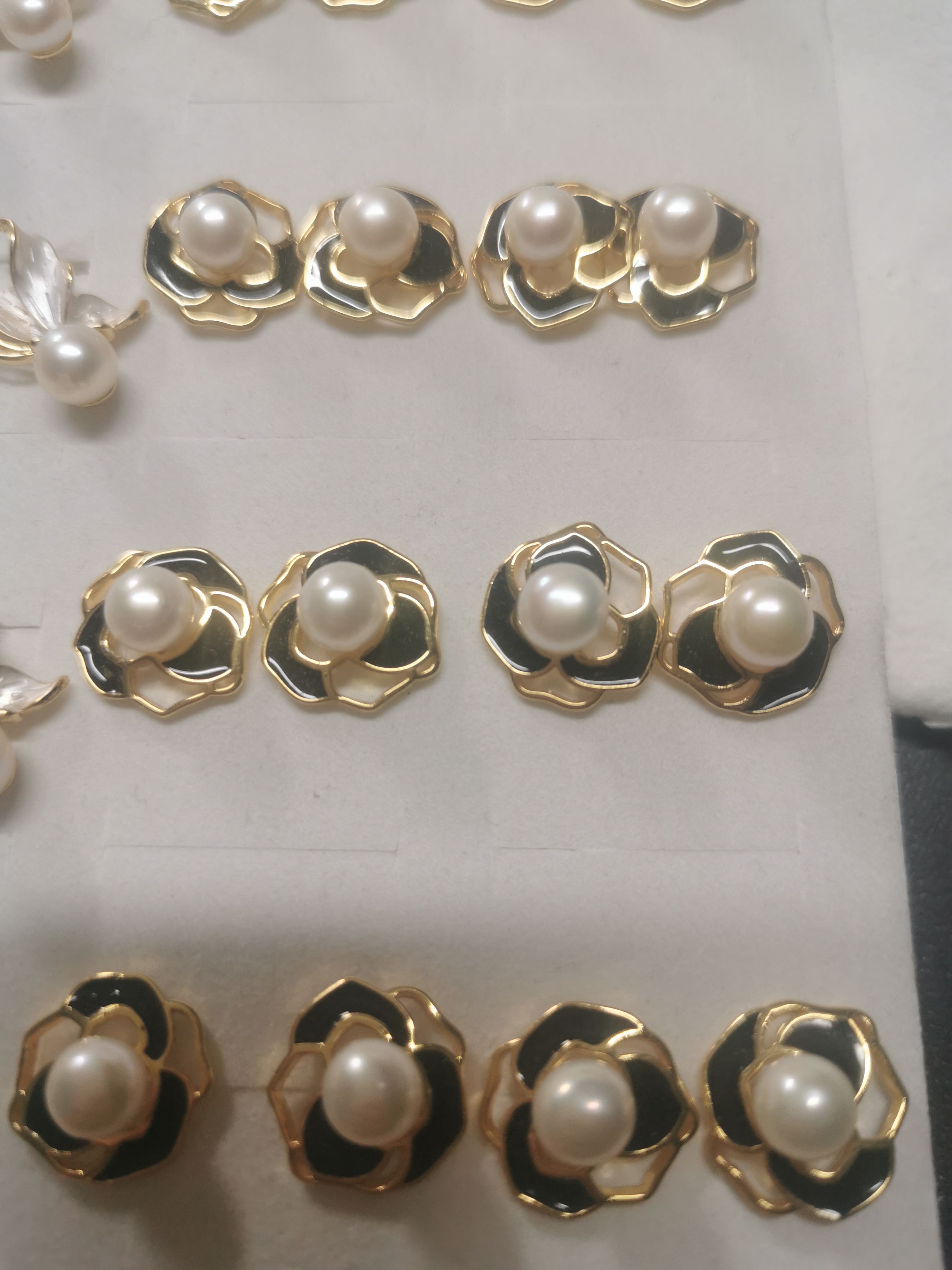 淡水珍珠轻奢时尚耳钉