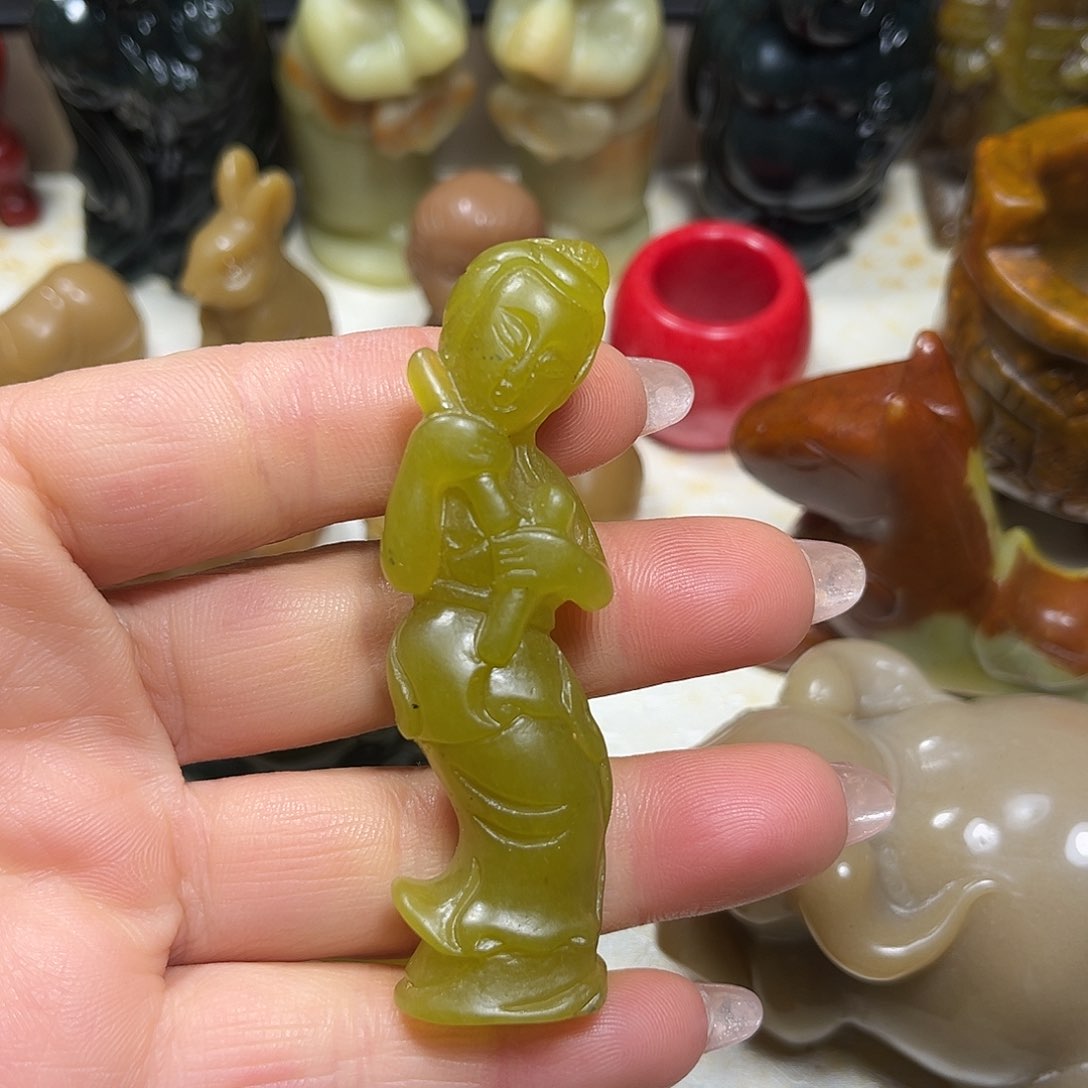白玉菩提吊坠白玉菩提吊坠