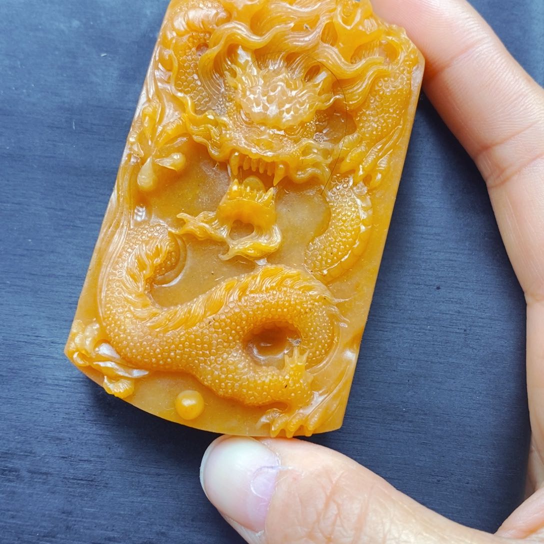 石英质玉颈饰未镶嵌