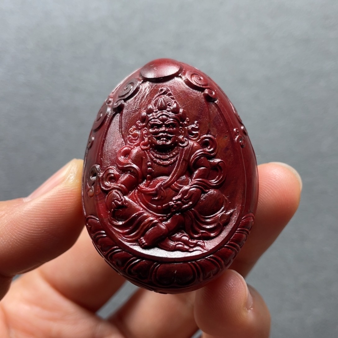 南红玛瑙配饰未镶嵌黄财神