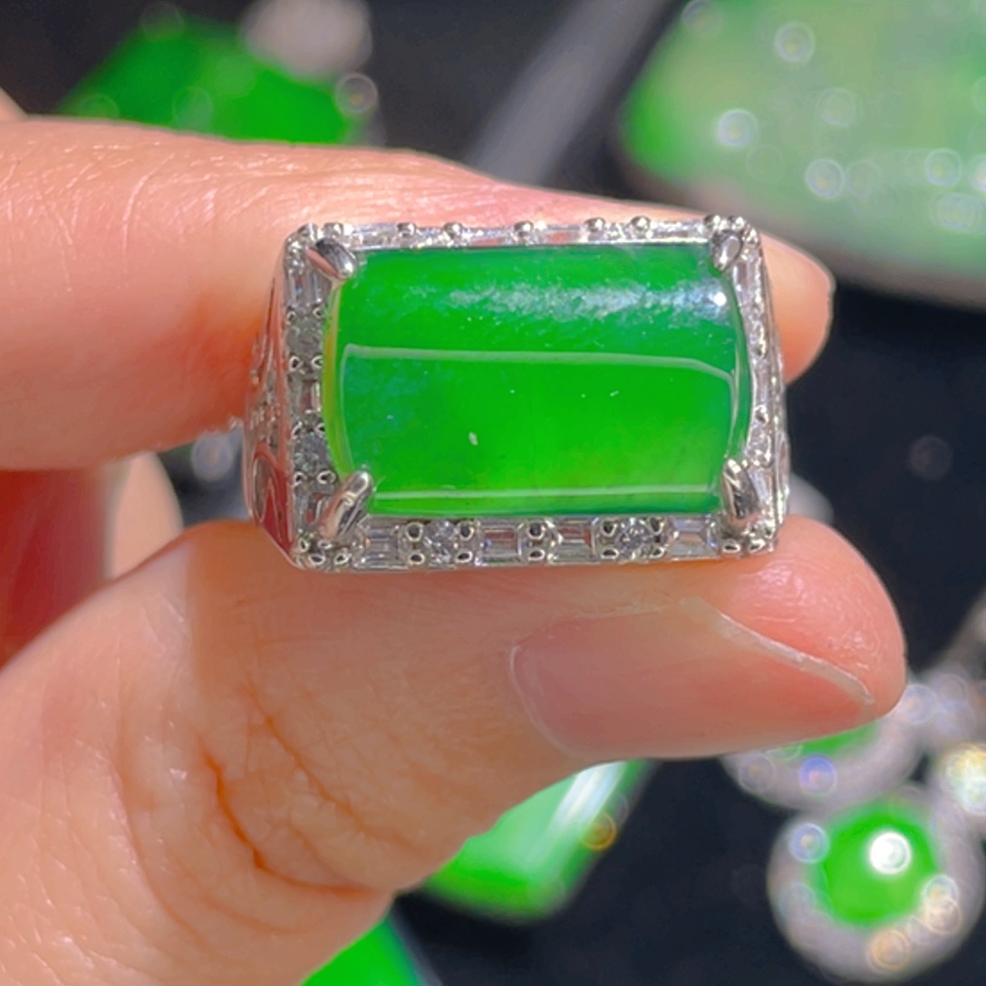 翡翠戒指银S925镶嵌11111111111111
