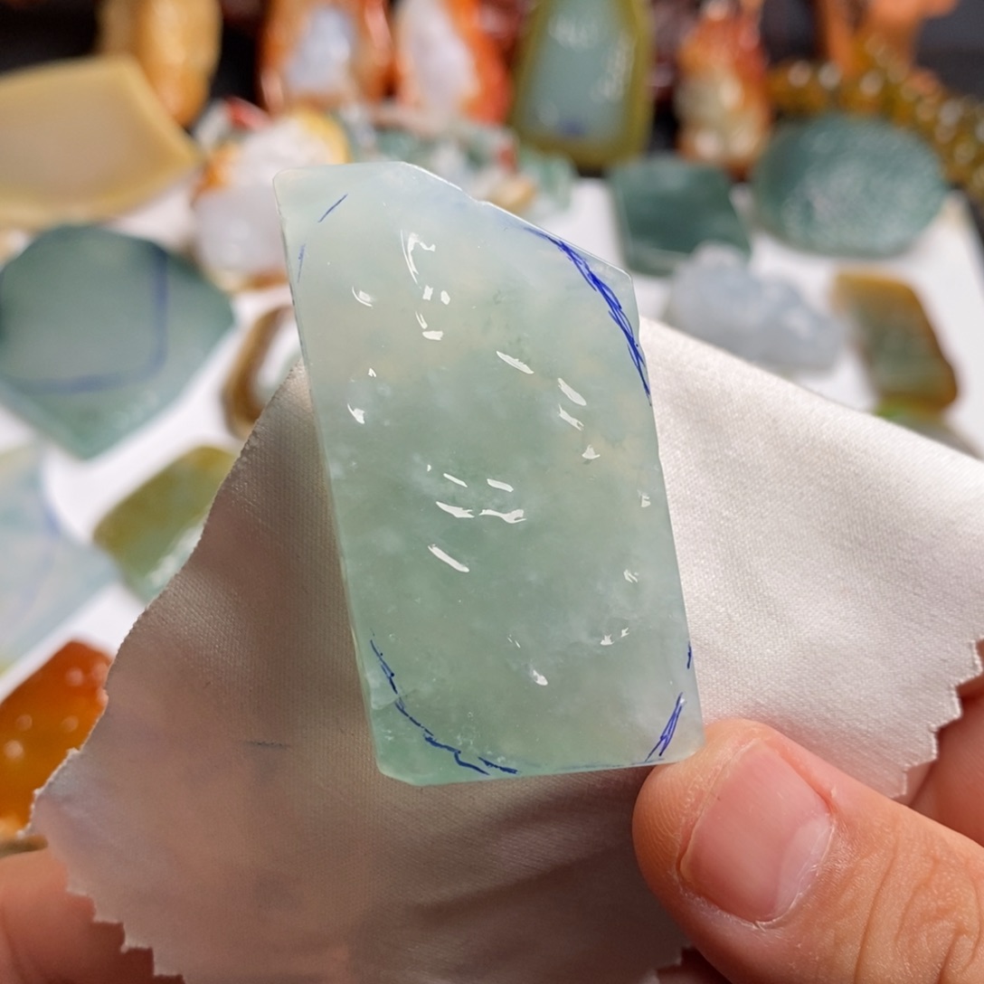 定制翡翠未镶嵌冰晴雪花棉随形