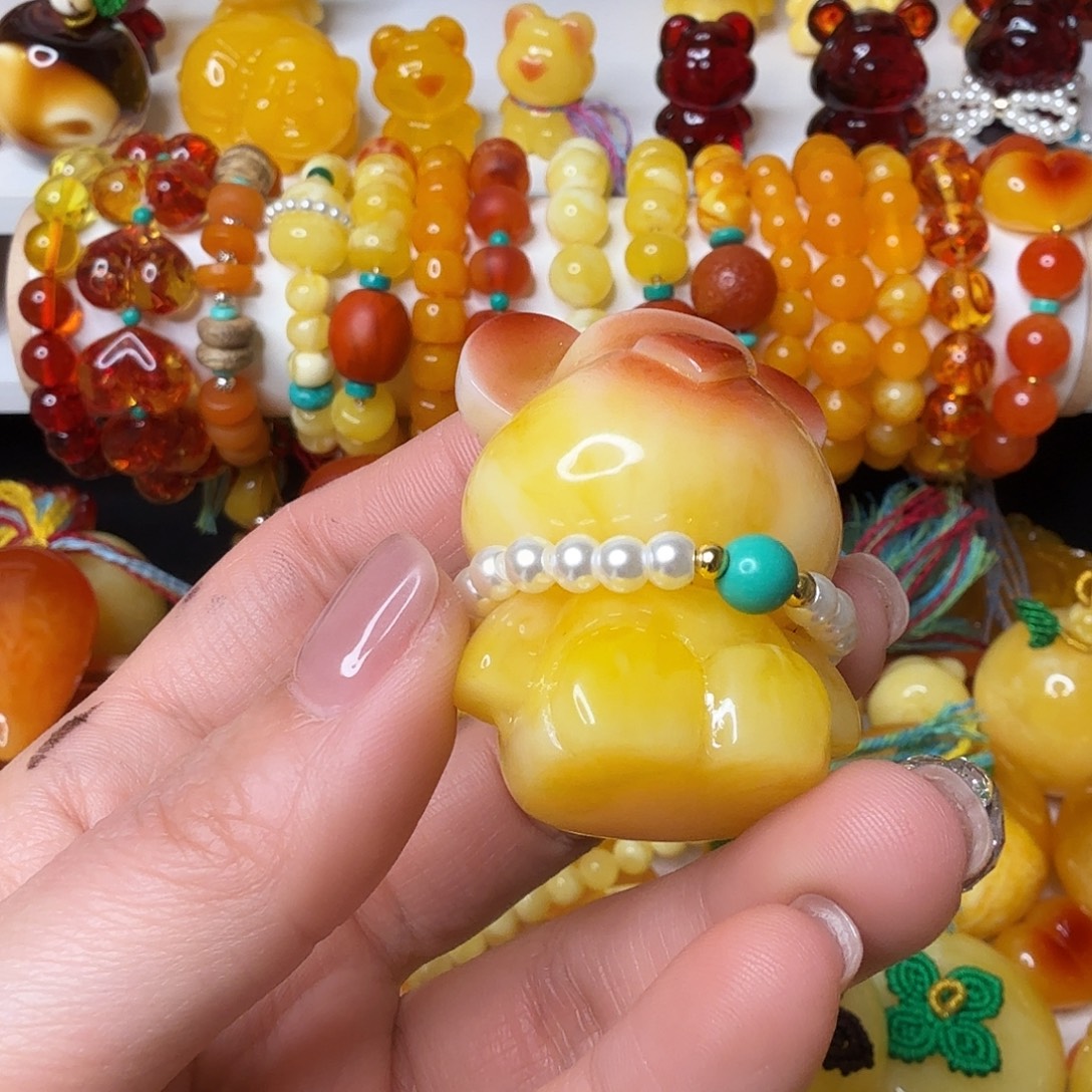 小***月非金属大熊单颗带围脖