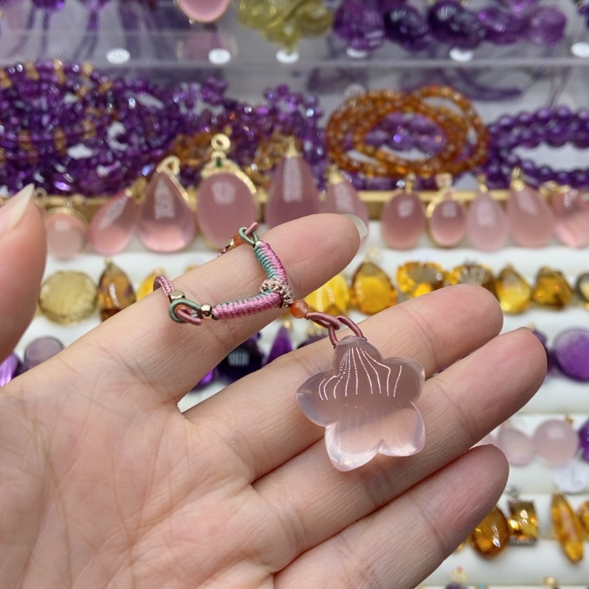 【闪购商品】水晶水晶吊坠未镶嵌