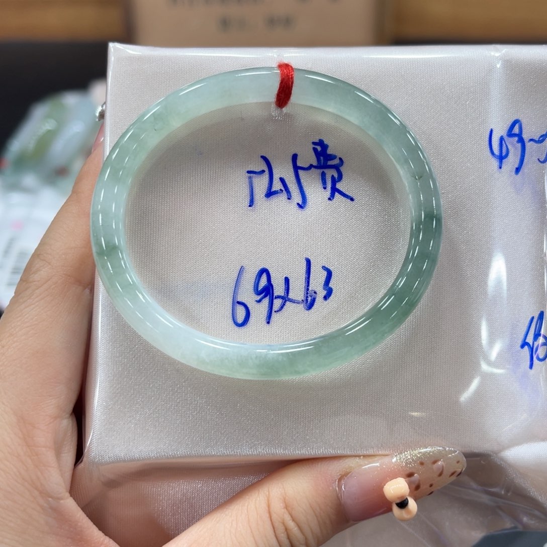 未镶嵌手镯翡翠翡翠