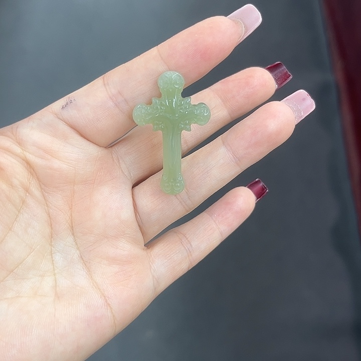 吴***店和田玉未镶嵌颈饰和田玉十字架