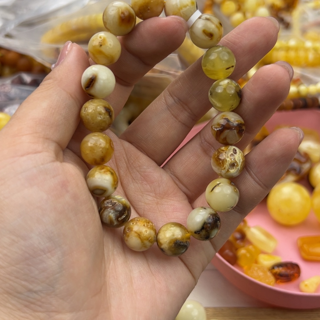 琥珀珠宝奇石未镶嵌