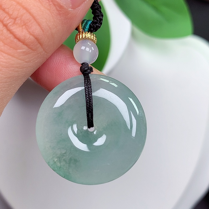 颈饰未镶嵌翡翠平安扣 27.2x6.3mm