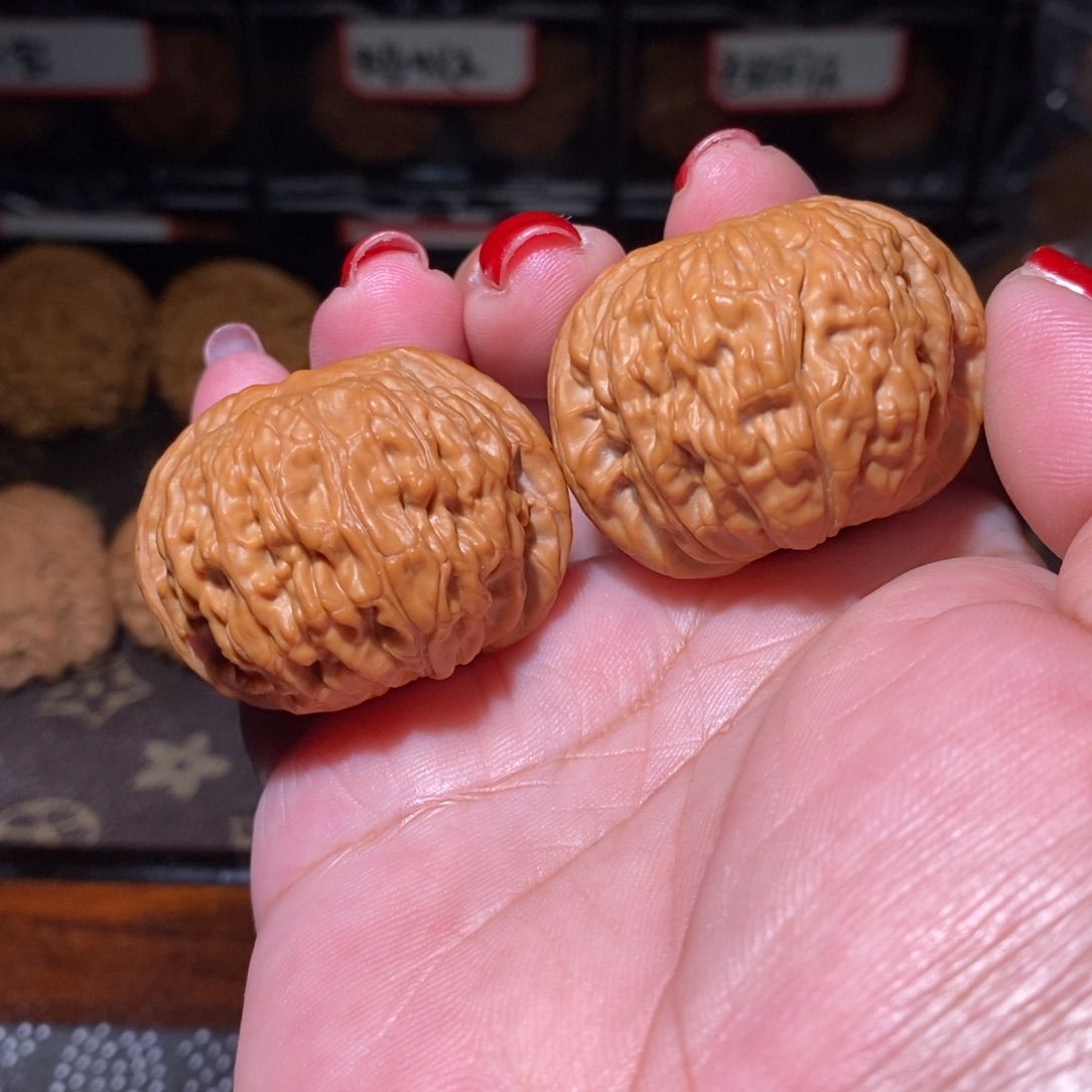 把件文玩核桃38原树石子磨