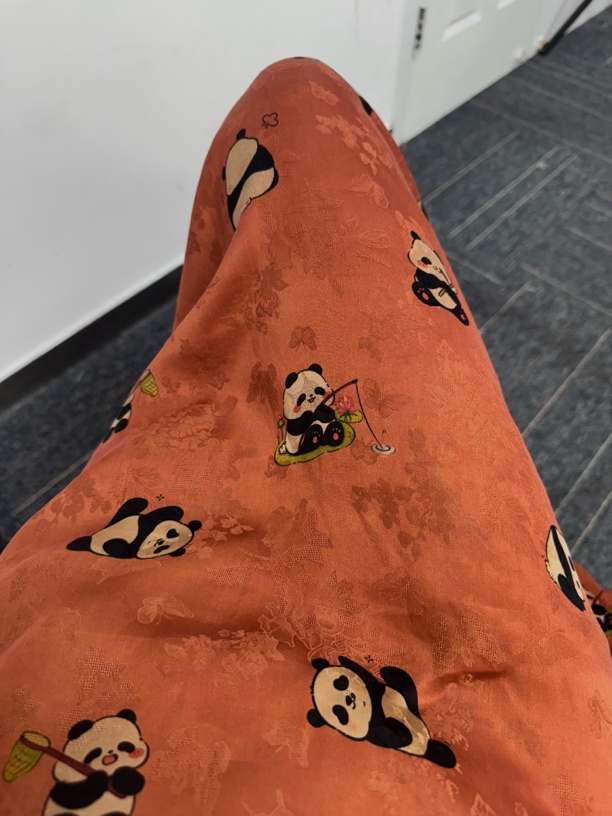 【熊猫】28姆米花萝红云纱现货发（无退换）