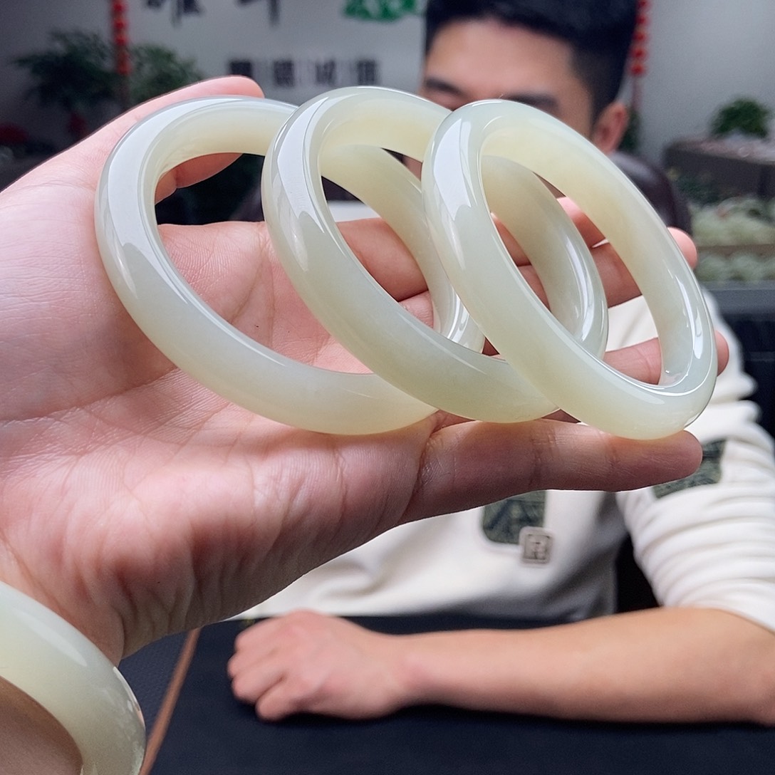 和田玉52-63颜色多样性发拍一发一未镶嵌