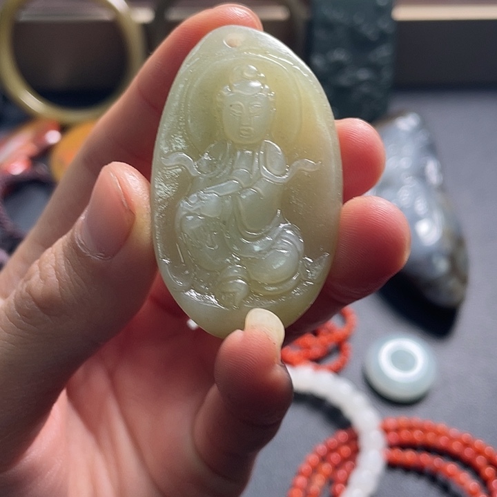 和田玉未镶嵌颈饰