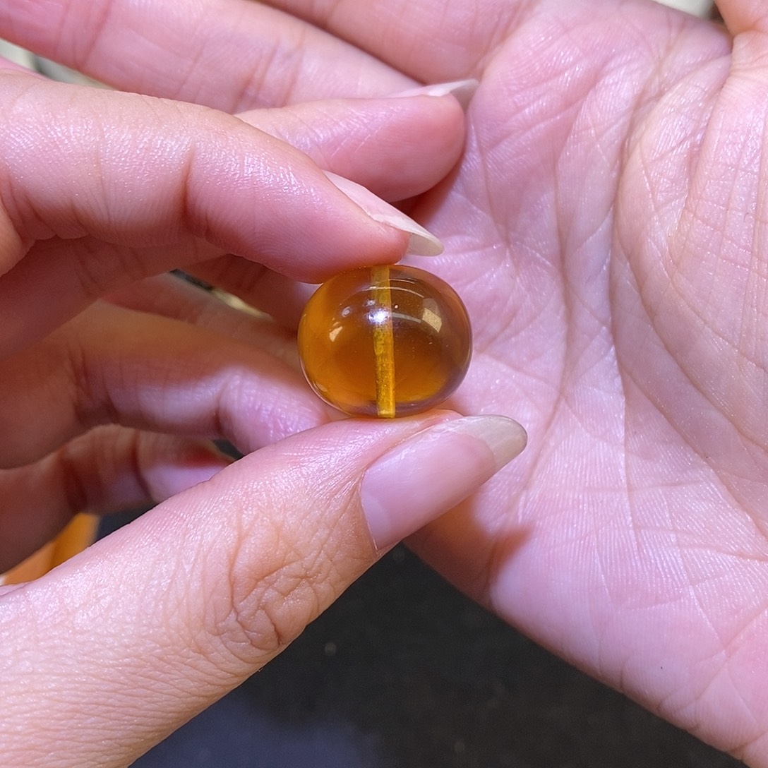 风***口裸石琥珀未镶嵌17m金珀