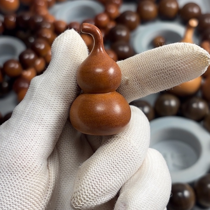 爱***爸檀香木老山檀葫芦红肉焦糖奶甜