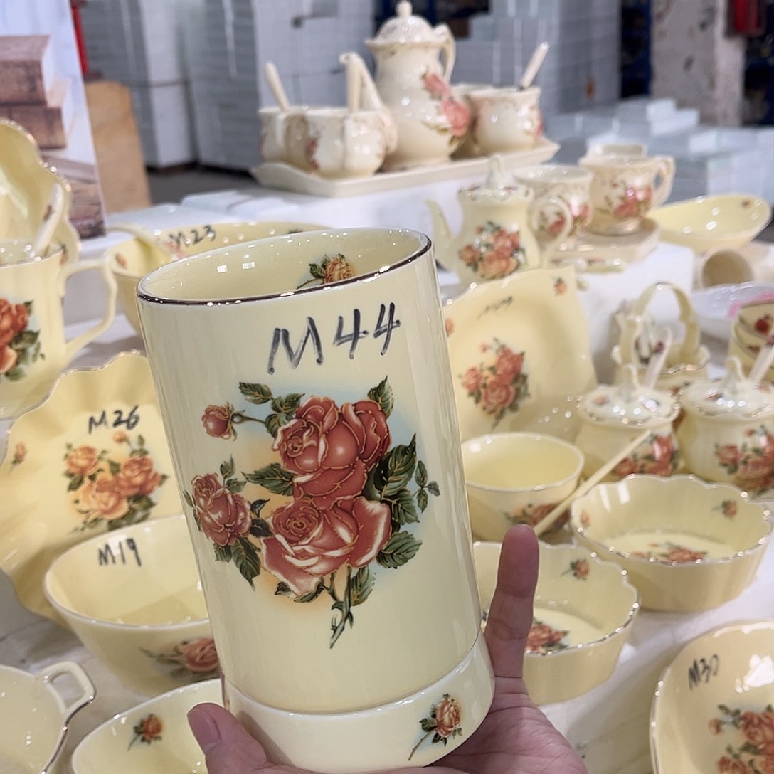 星博陶瓷有限公司