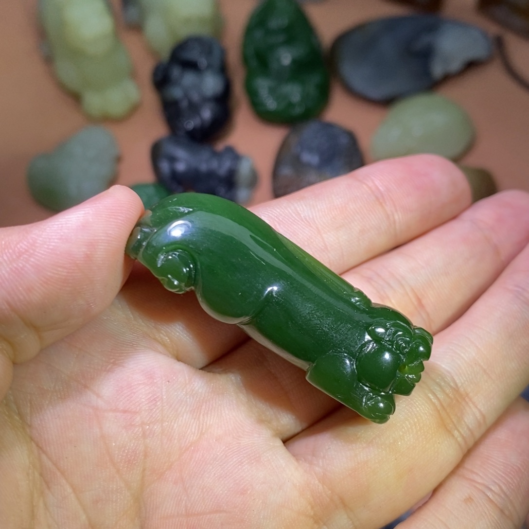 未镶嵌和田玉挂件秃***啦