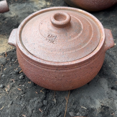 ꧁****꧂全手工荥经砂锅2.5升