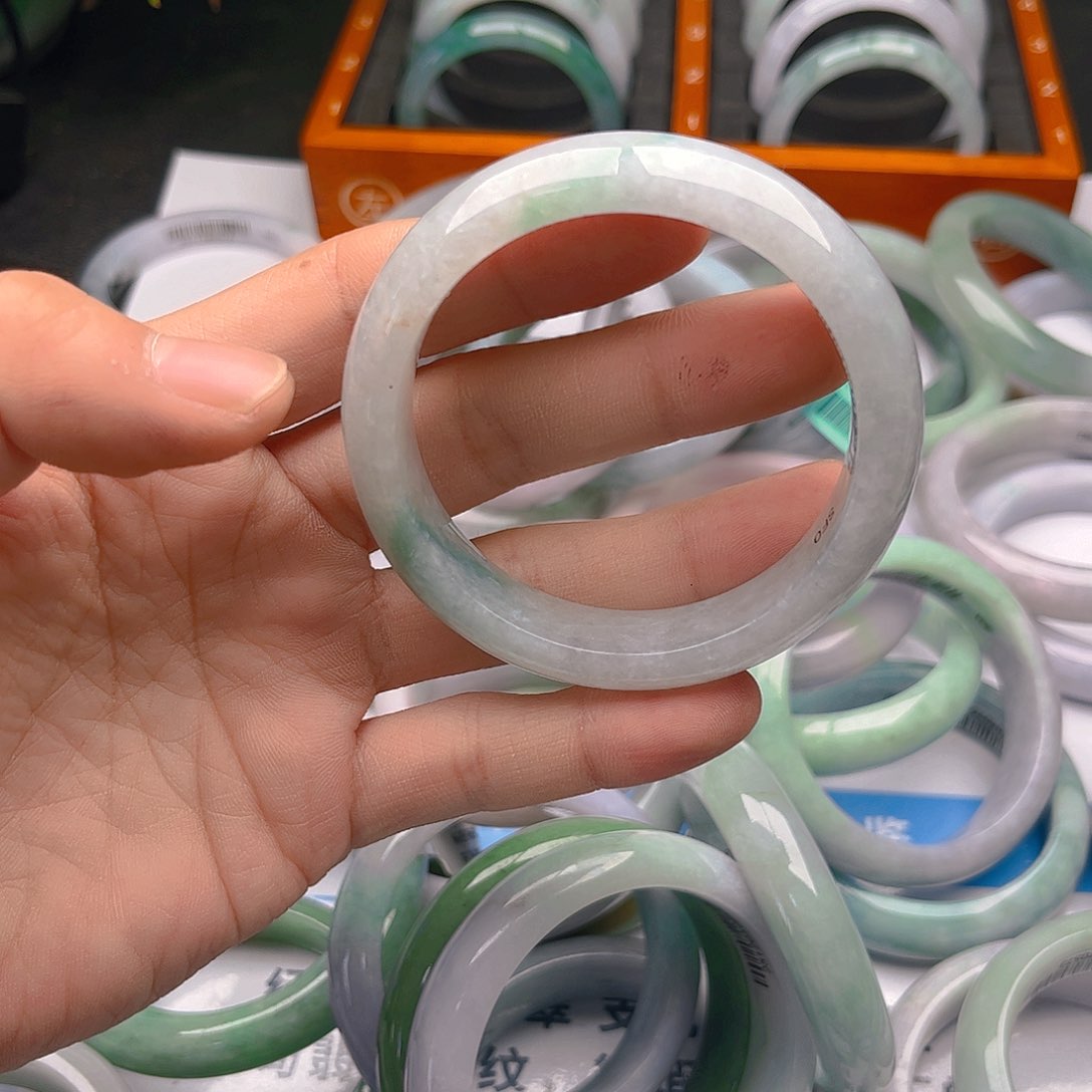 未镶嵌手镯翡翠5556x8. 120