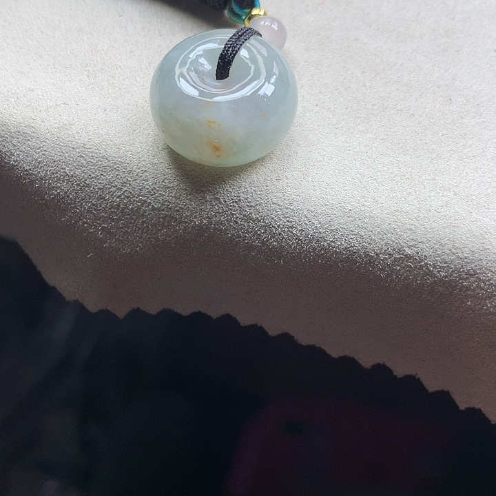 翡翠颈饰未镶嵌吊坠