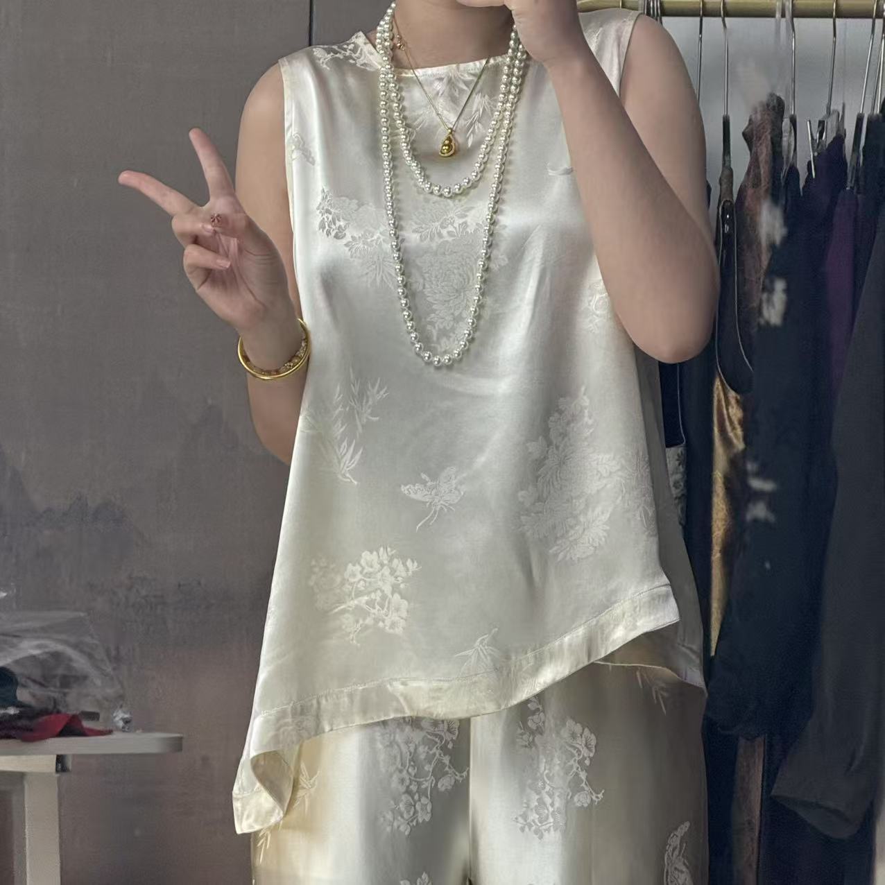 100桑蚕丝！6A桑蚕丝大王缎设计师款背心