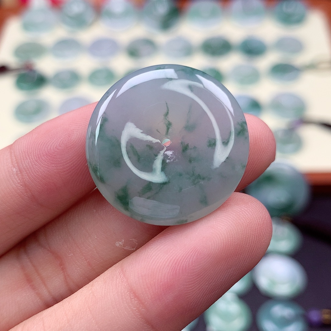 翡翠未镶嵌颈饰8 尺寸27.2-6.1