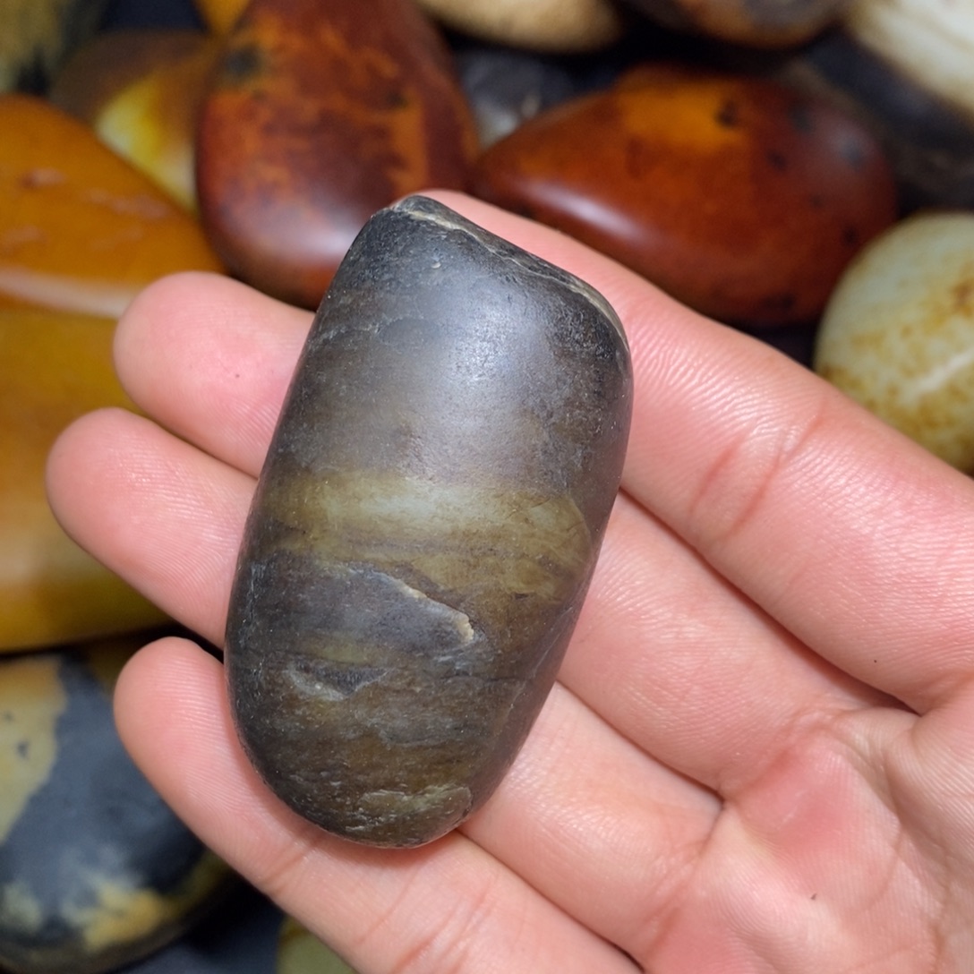 和田玉未镶嵌珠宝奇石