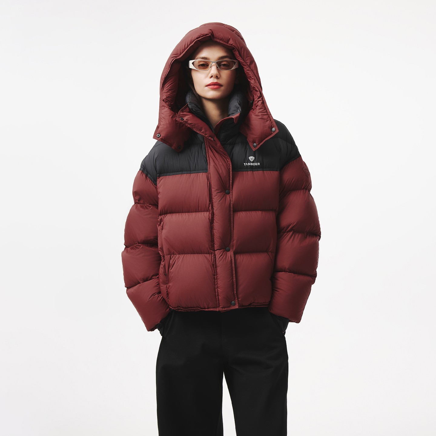 坦博尔冬季短款宽松廓形羽绒服女时尚撞色加厚保暖外套爆款538Z