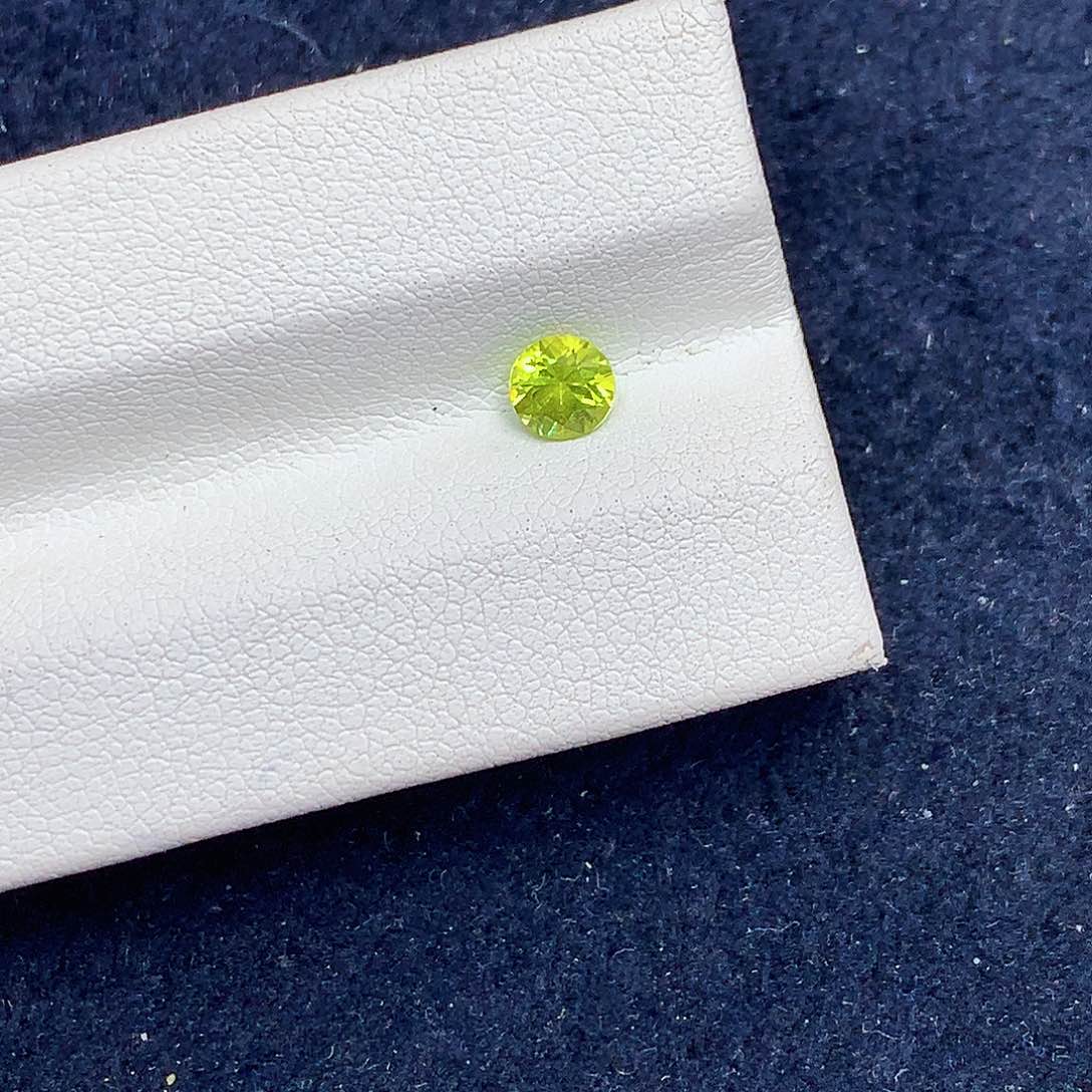 石榴石珠宝半成品未镶嵌马里榴石 圆4.5