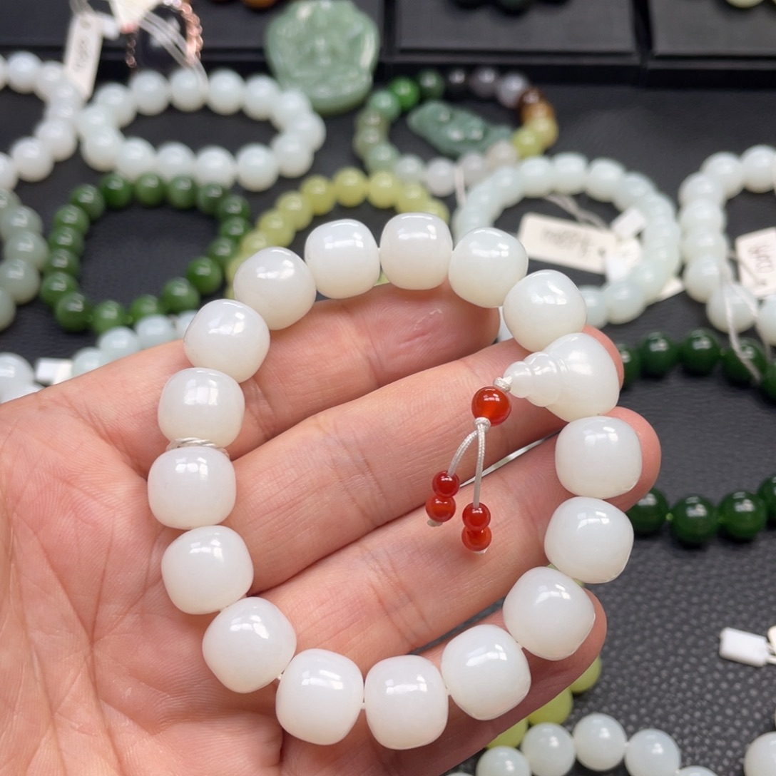 和田玉未镶嵌手链