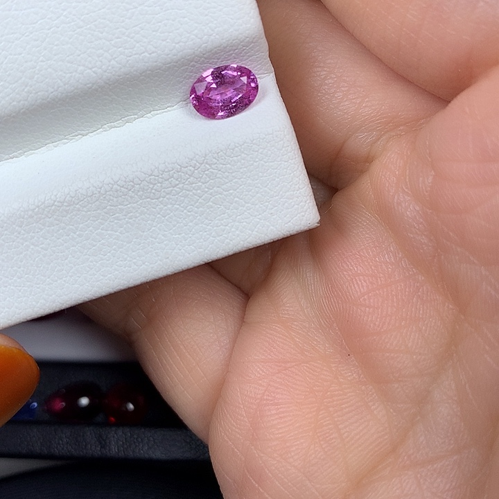 蓝宝石裸石5x7粉蓝宝