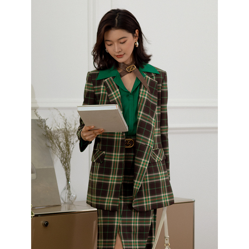 【九月】莱芙艾迪儿中长外套1W3W68090