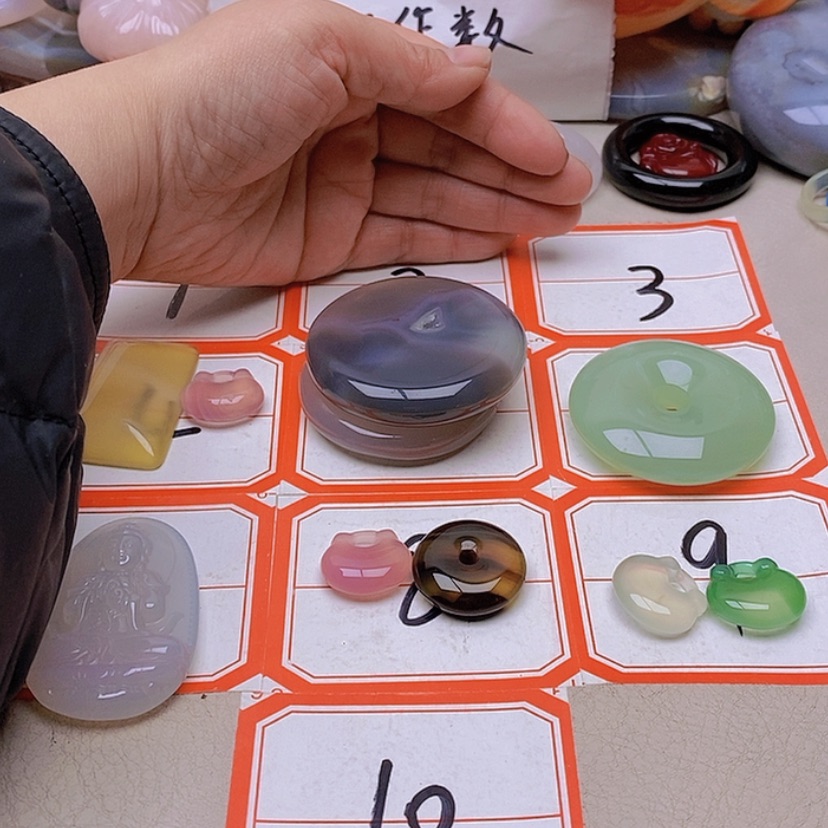 【闪购商品】未镶嵌玛瑙/玉髓珠宝半成品静*