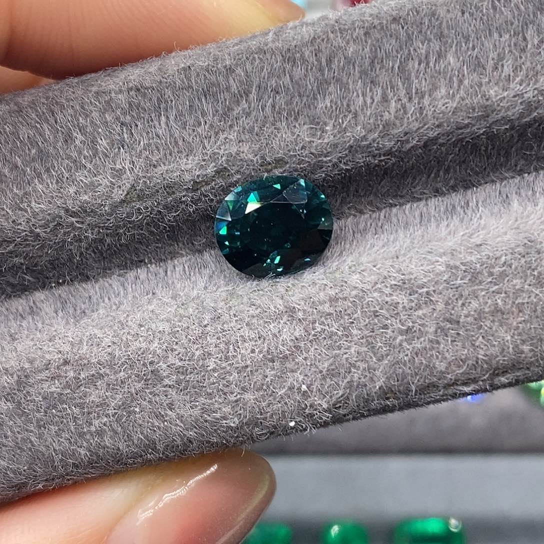碧玺裸石未镶嵌2.62克拉lagoon碧玺