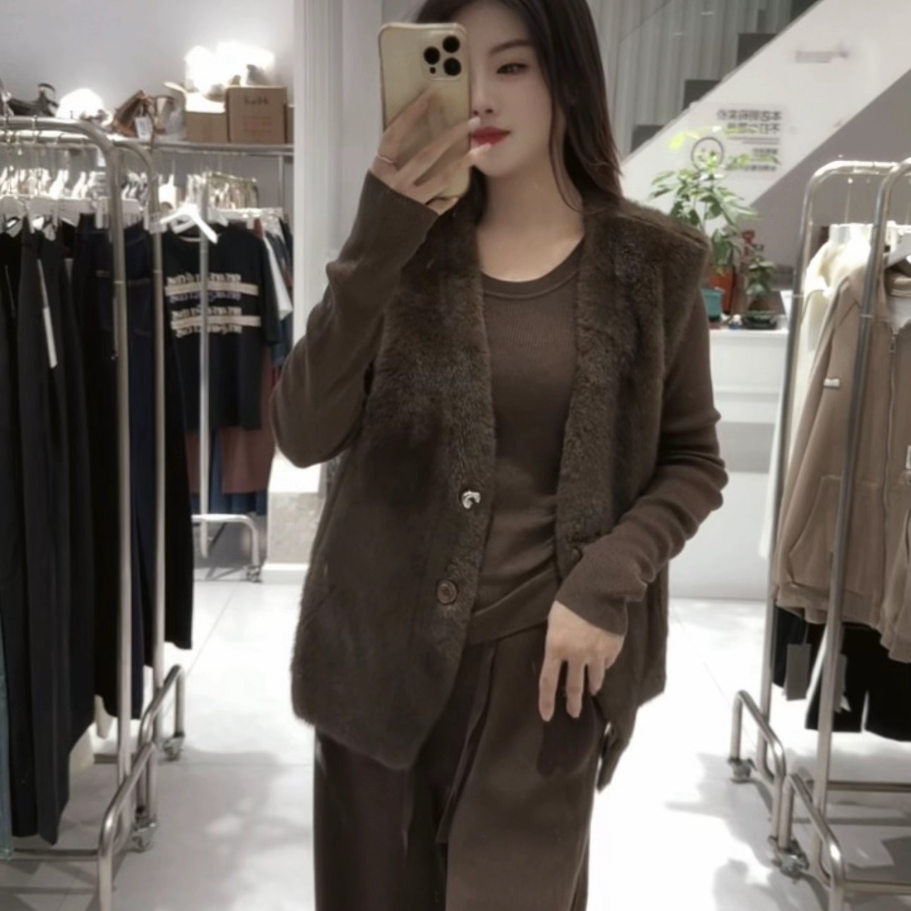 金宫服饰气质女装（509-699）