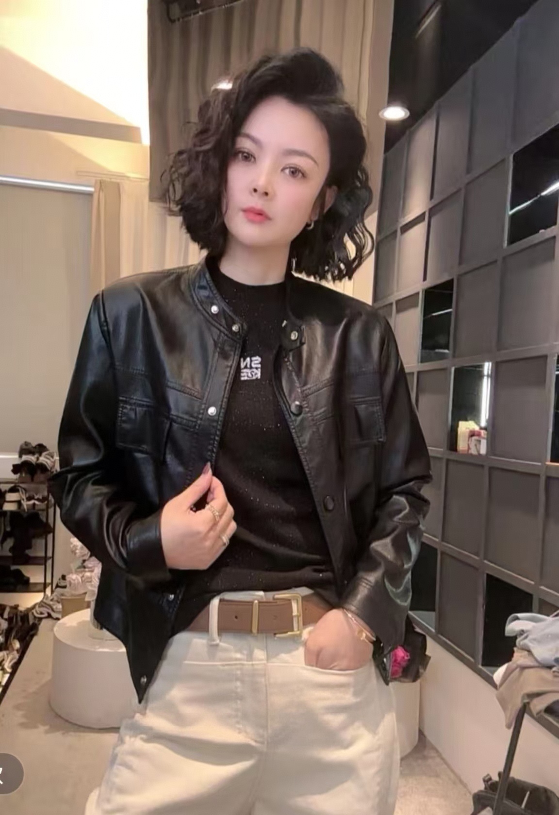 Y6605时尚秋季新款荔枝纹百搭夹克皮衣