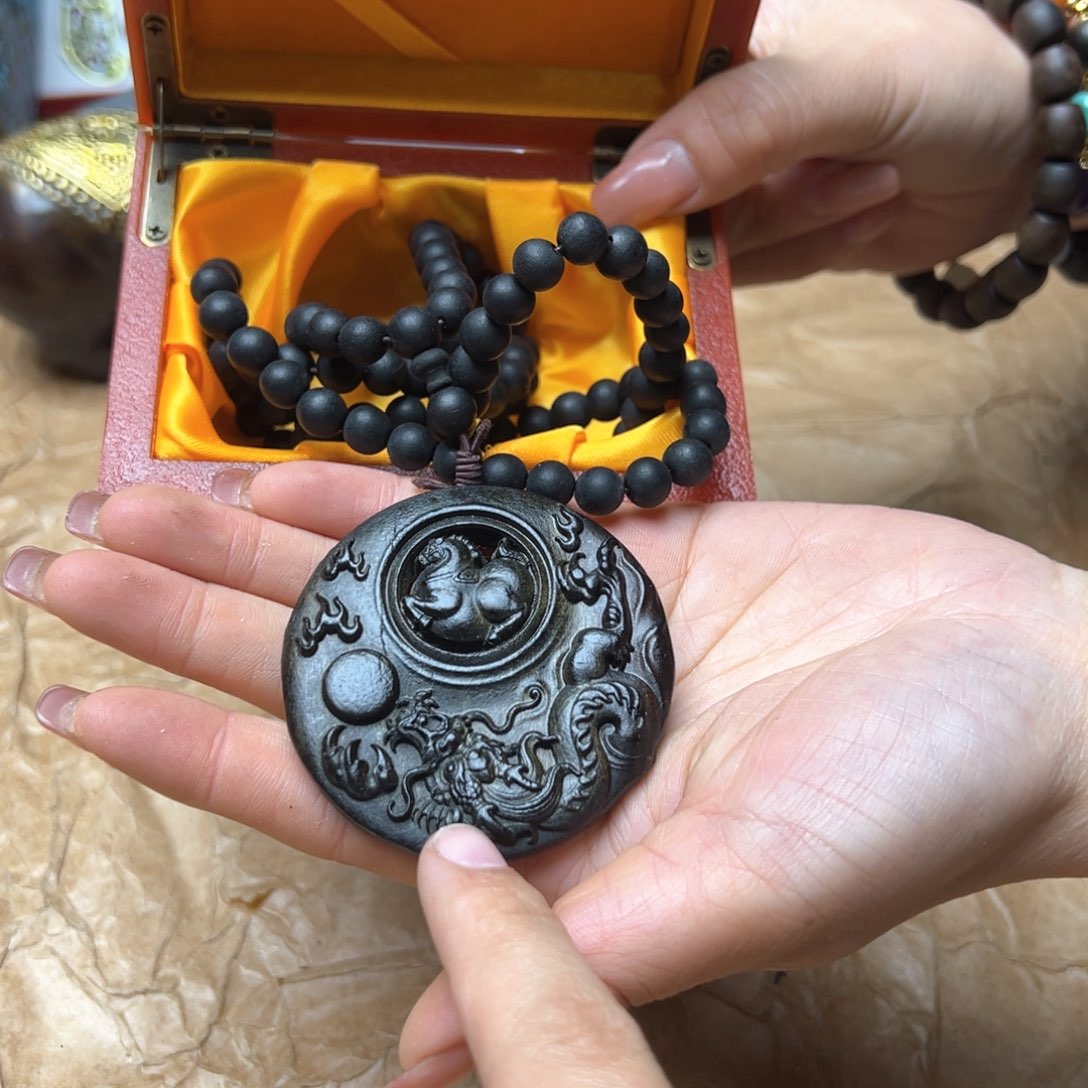 滴血莲花菩提吊坠