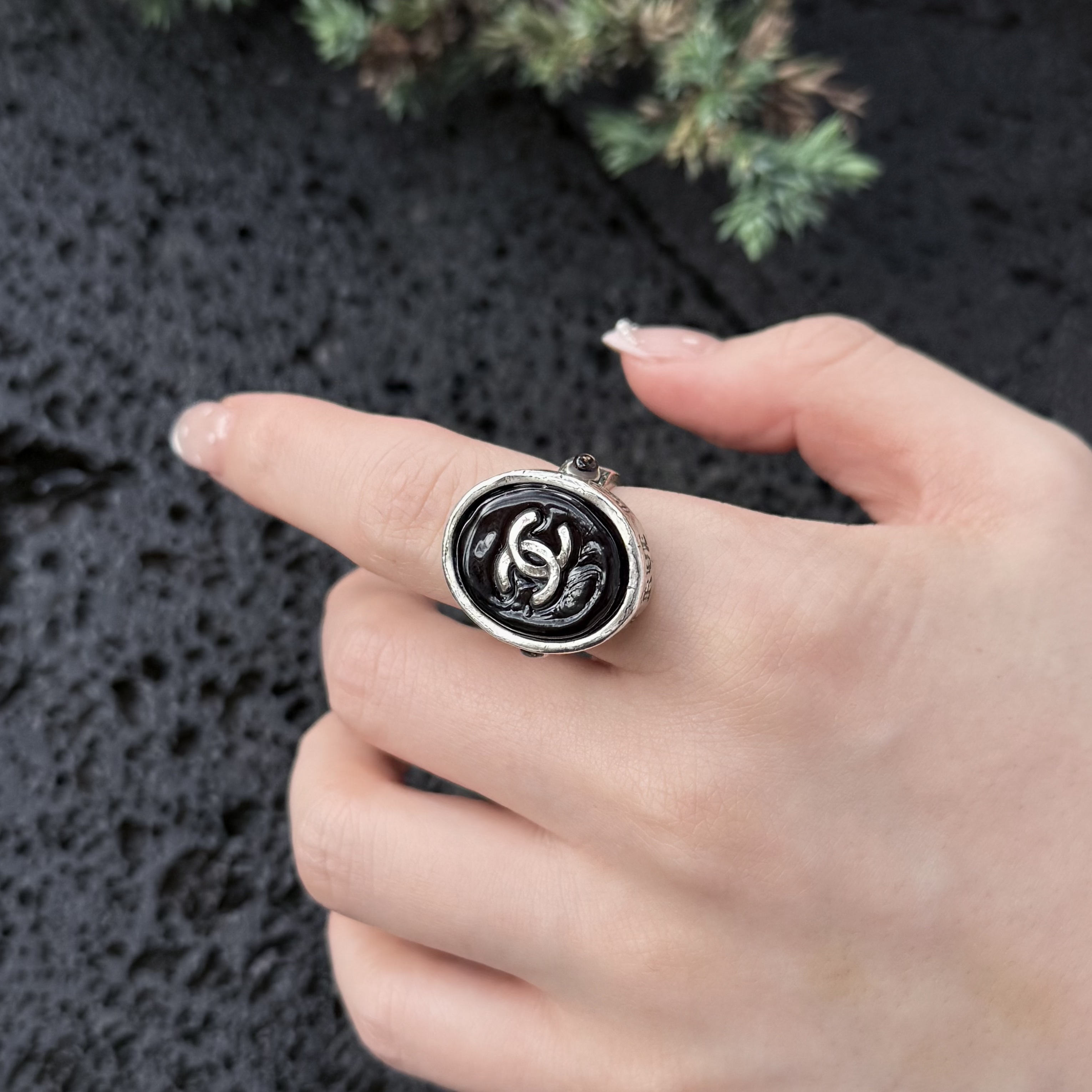 95新 Chanel/香奈儿 深紫琉璃作旧银康鹏戒指-64258452