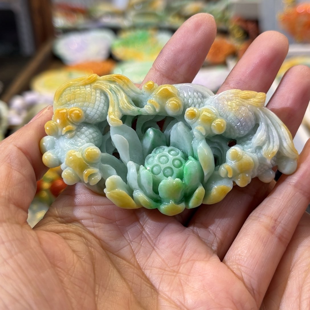 翡翠颈饰未镶嵌待编款