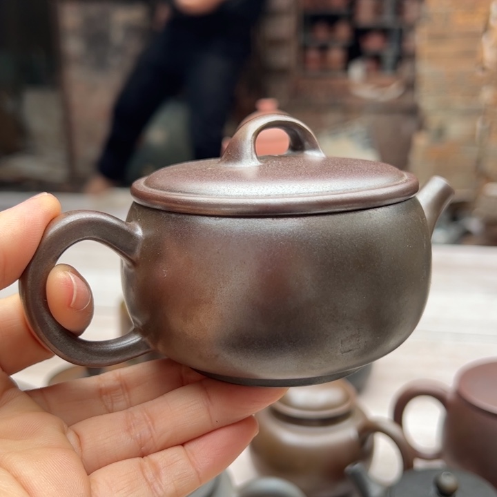 陶瓷?**?柴烧坭兴陶原矿180毫升