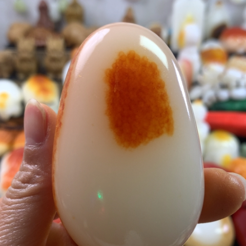 新疆戈壁五彩彩石