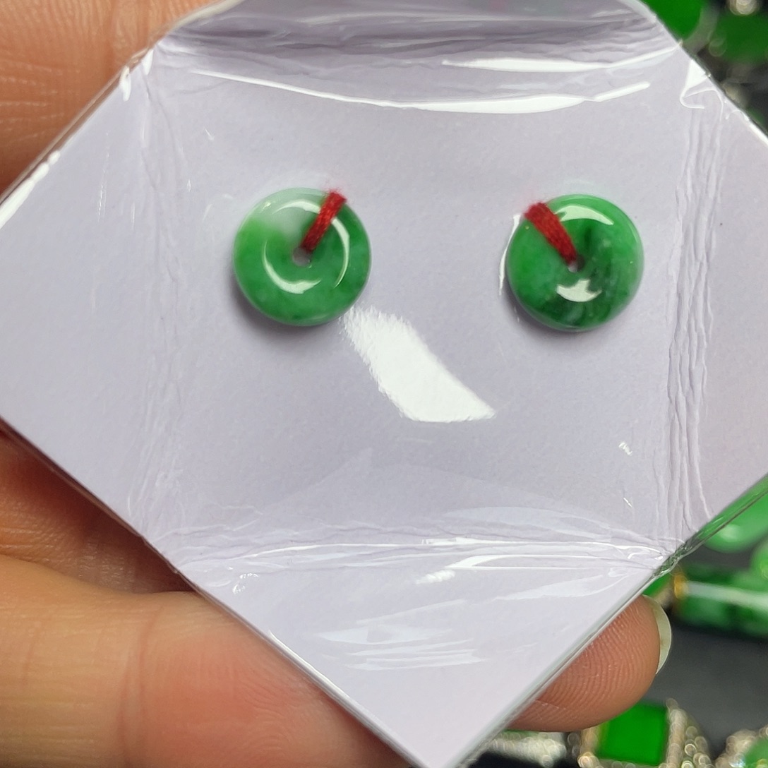 翡翠挂件未镶嵌天然翡翠