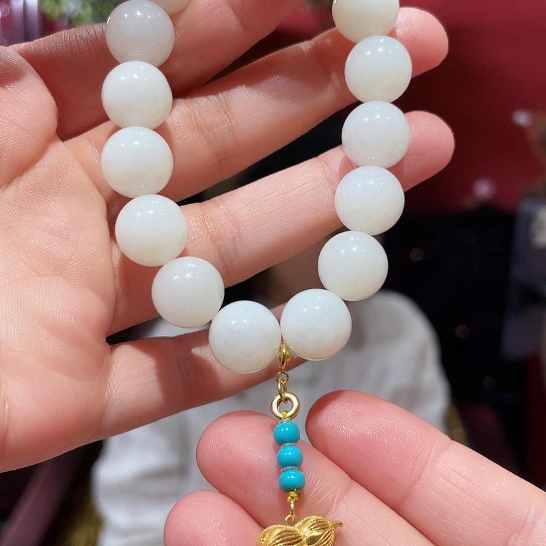 和田玉18K金镶嵌手链