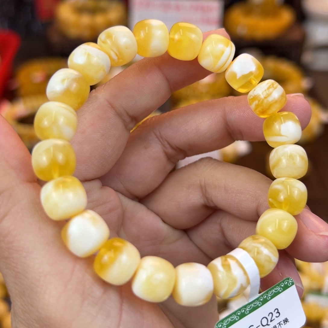 琥珀裸石未镶嵌jhhbbbnnnnm