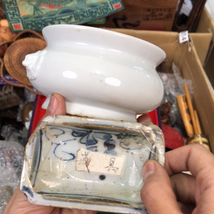 陶瓷孤品单件车里拍